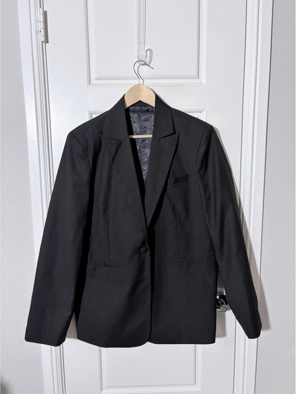 Women’s Dress Suit Size 14 Black Jacket and Vest 2 Pieces NO PANTS W113
